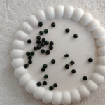 6 mm Green glass Crystal